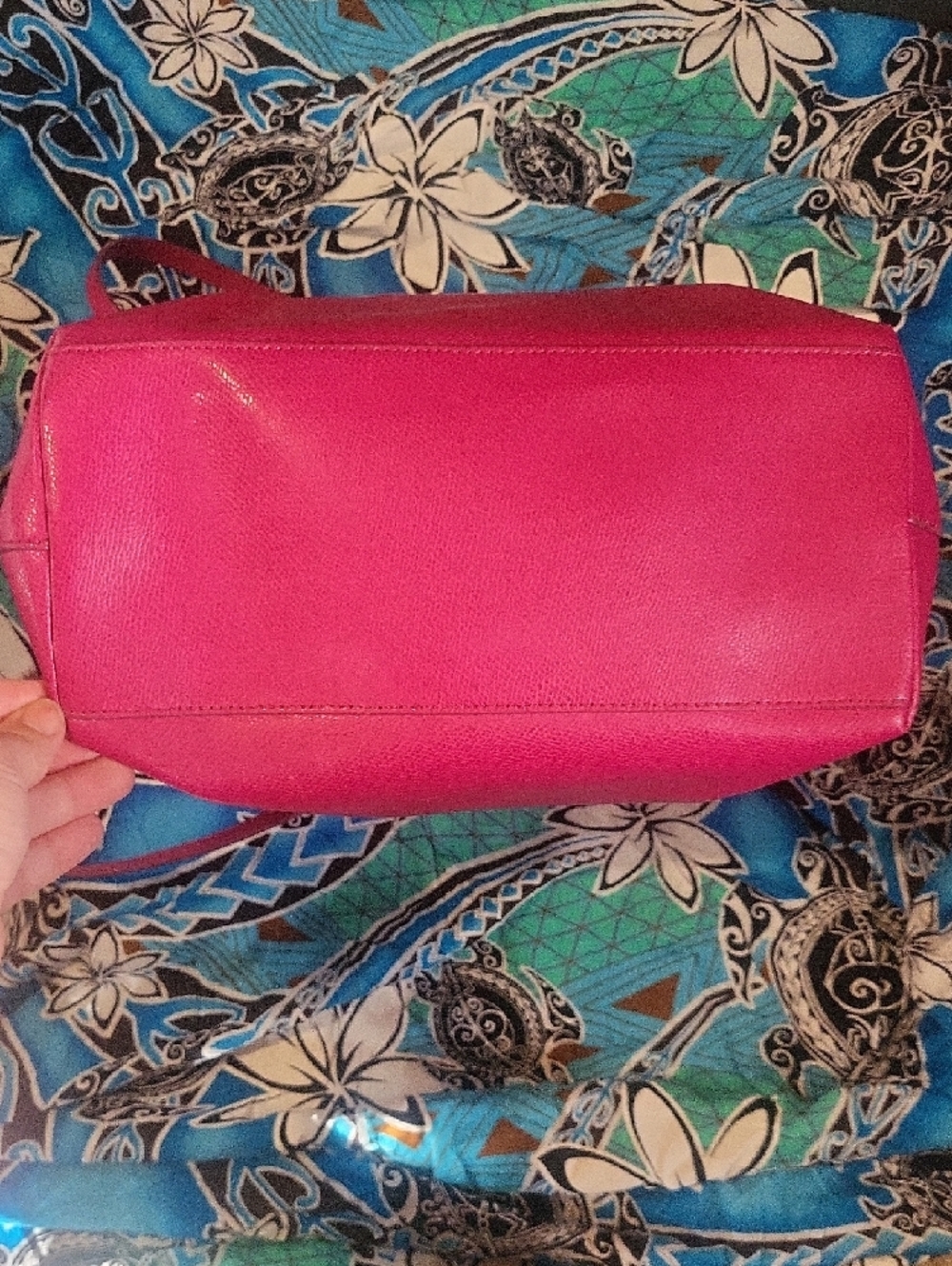 Coach Hot Pink Pebbled Leather Tote with Gold Hardware - Picture 4 of 12